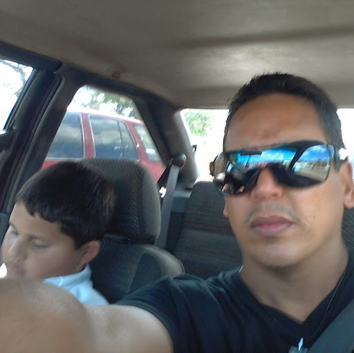 Josue Montano Photo 5