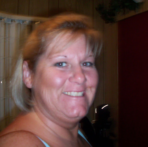 Lynn Brown Photo 13