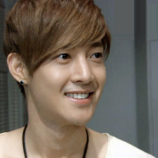 Hee Baek Photo 9