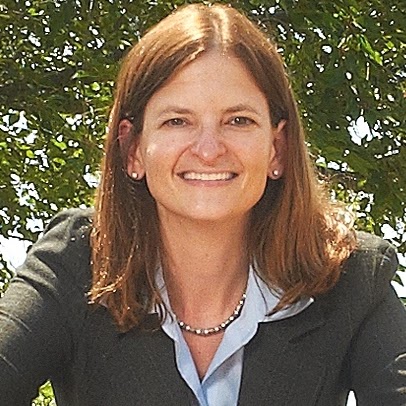 Angela Hall Photo 16