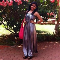 Steffi Gomes Photo 6