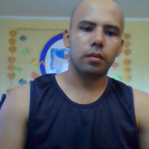 Edi Rodriguez Photo 22