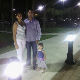 Renny Zambrano Photo 17
