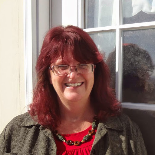 Sandi Smith Photo 32