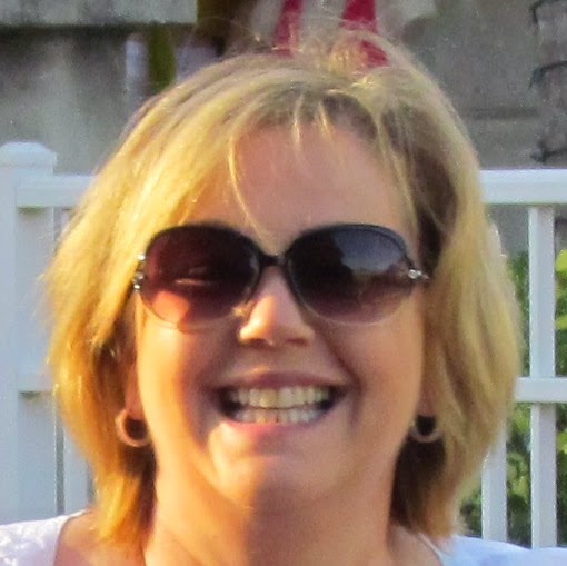 Terri Miller Photo 30