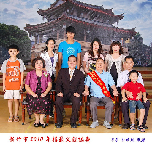 Lisa Cheng Photo 42