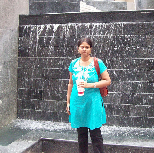 Deepthi Kodali Photo 2