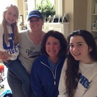 Elizabeth Morris Photo 32