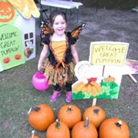Cathleen Moore Photo 30