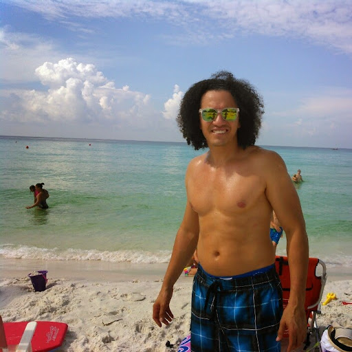 Conrado Castillo Photo 20