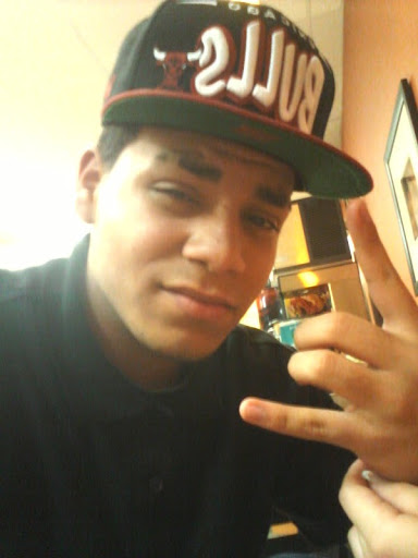 Joshua Henriquez Photo 14