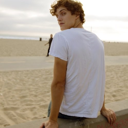 Daniel Sharman Photo 3