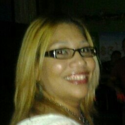 Elizabeth Cortes Photo 32