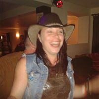 Kelly Chapman Photo 37