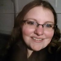 Elizabeth Garofalo Photo 15