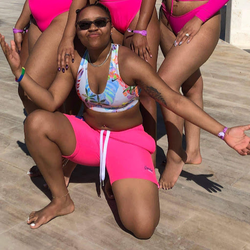 Brandi Thomas Photo 48
