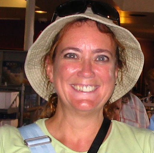 Stephanie Bridges Photo 33