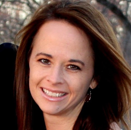Jennifer Showalter Photo 30