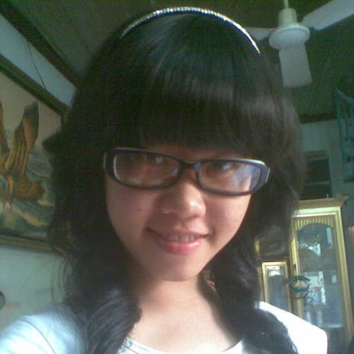 Min Yoo Photo 27