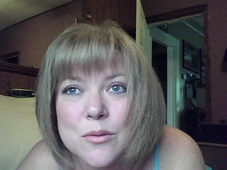 Kelly Chapman Photo 13