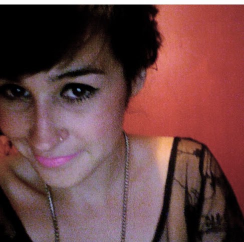 Samantha Chapman Photo 15