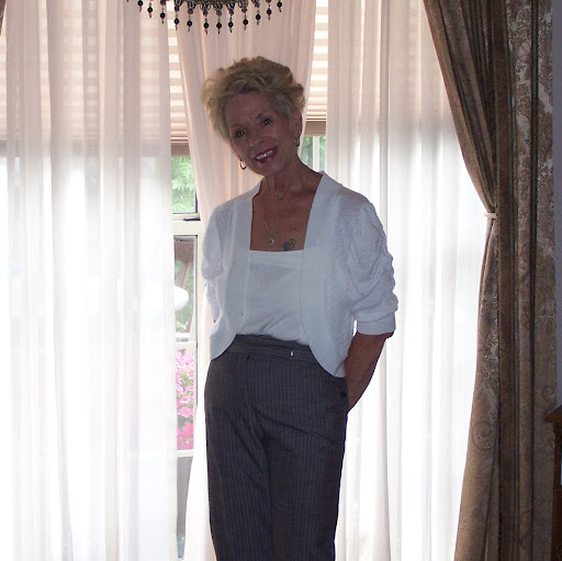 Donna Marshall Photo 19