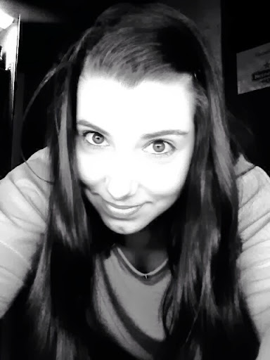 Sarah Scherrer Photo 8