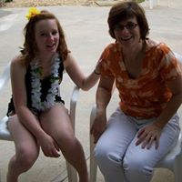 Laura Skinner Photo 15