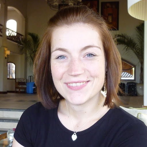 Stefanie Wagner Photo 19