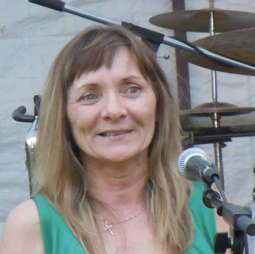 Colleen O'Reilly Photo 17
