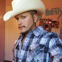 Manuel Arias Photo 38