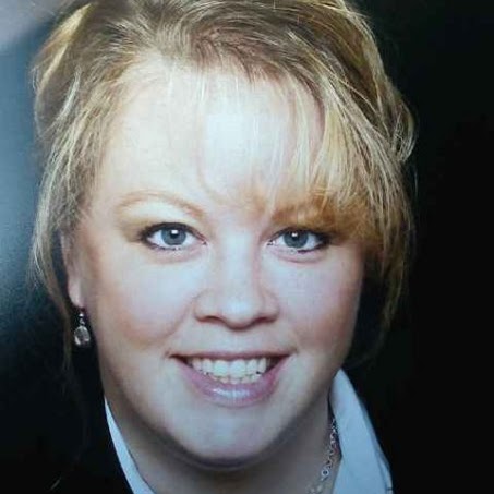 Teresa Held Photo 13