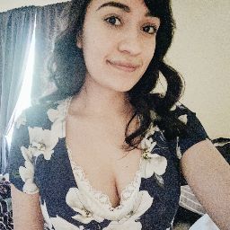 Erica Castillo Photo 36