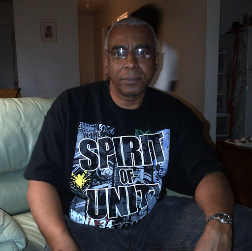 Kenneth Outlaw Photo 30
