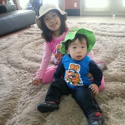 Lynn Ly Photo 30