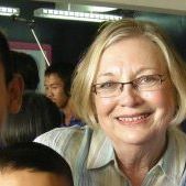 Peggy Armstrong Photo 18