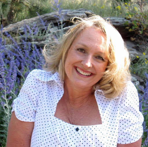 Sandra Bell Photo 14