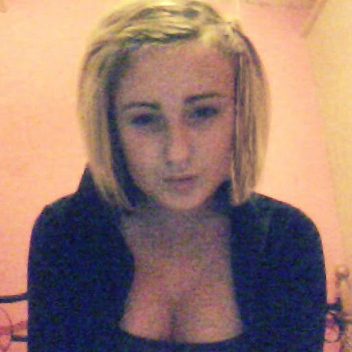 Caitlin Devlin Photo 16