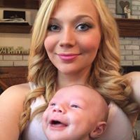 Sarah Daugherty Photo 23