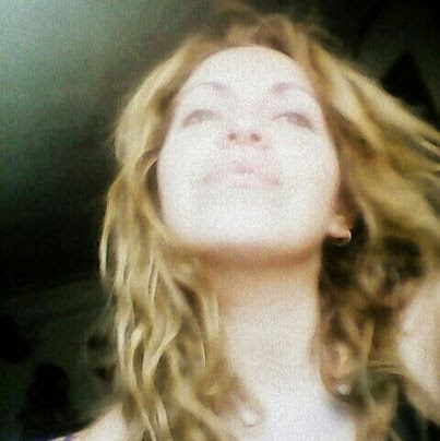 Elizabeth Fuentes Photo 21
