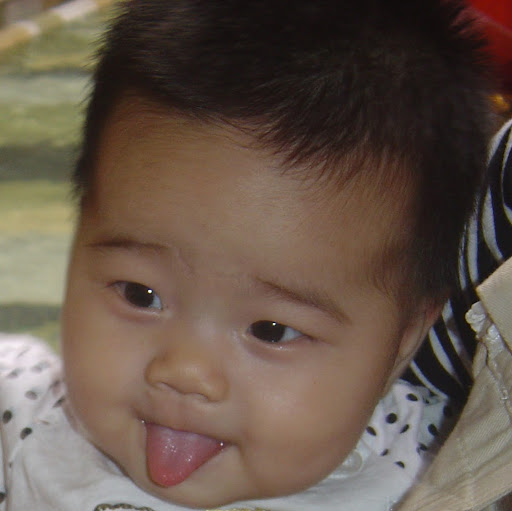 Xinyu Zhang Photo 11