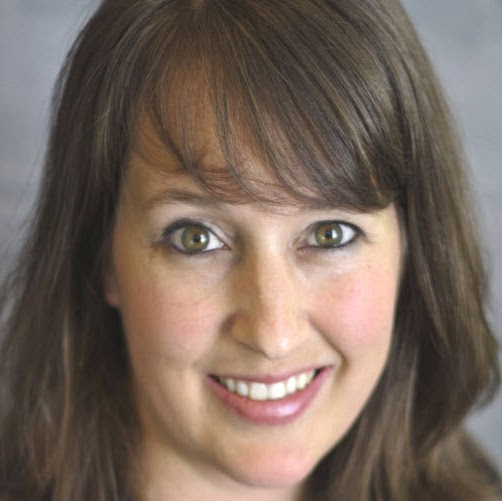 Jennifer Holmes Photo 20