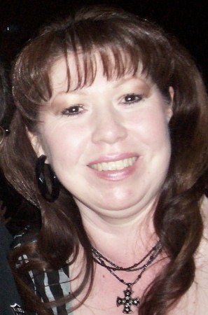Elizabeth Martinez Photo 31