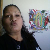 Leandra Ruiz Photo 1