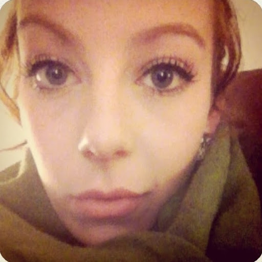 Samantha Hanson Photo 32