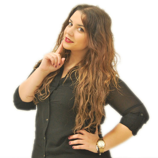 Claudia Marques Photo 18
