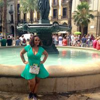 Alicia Vives Photo 8