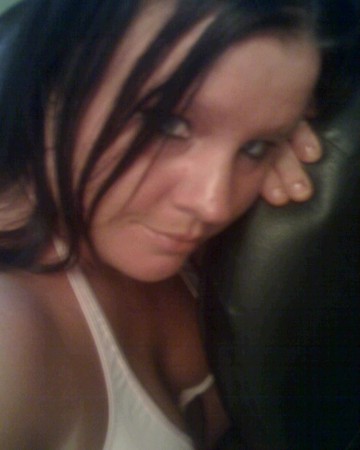 Stephanie Graves Photo 41