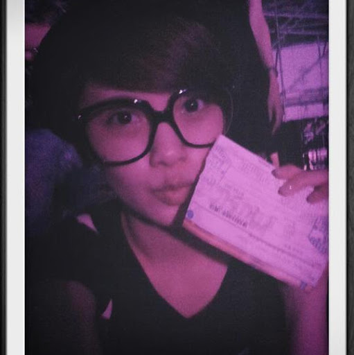 Janet Tan Photo 18