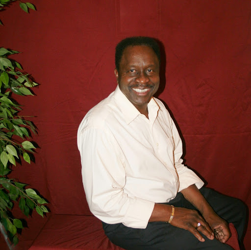 Clifton Lewis Photo 31
